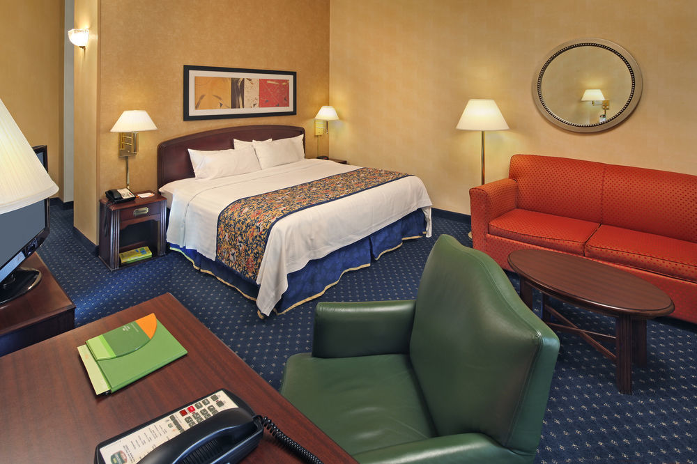 Courtyard By Marriott Norwich Hotel Bilik gambar