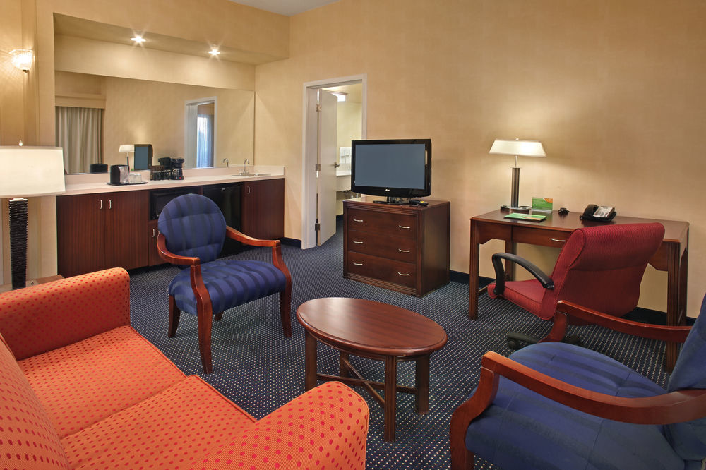 Courtyard By Marriott Norwich Hotel Bilik gambar