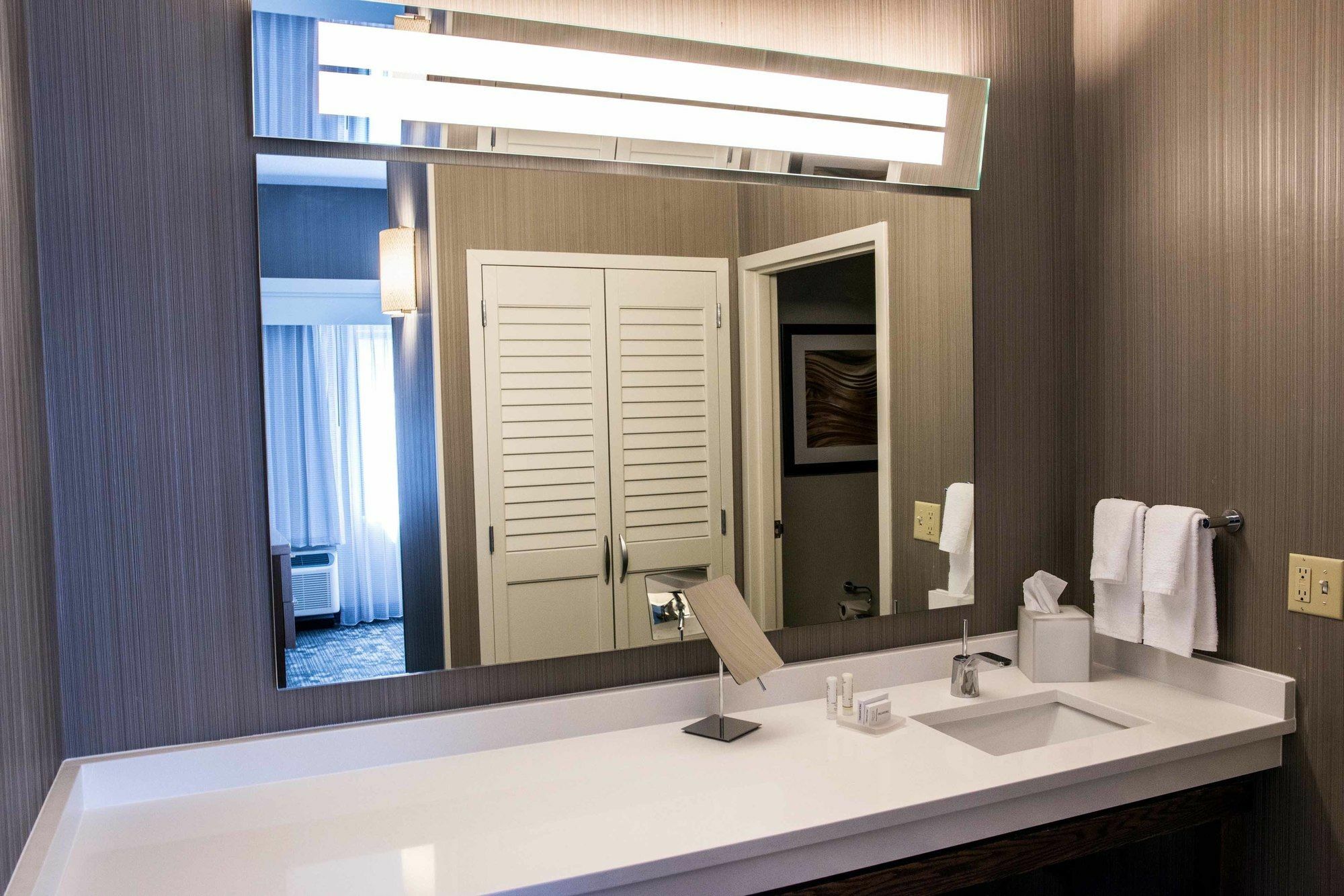 Courtyard By Marriott Norwich Hotel Luaran gambar